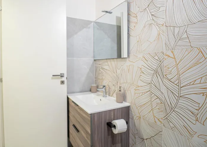 Metro Yellow Daire