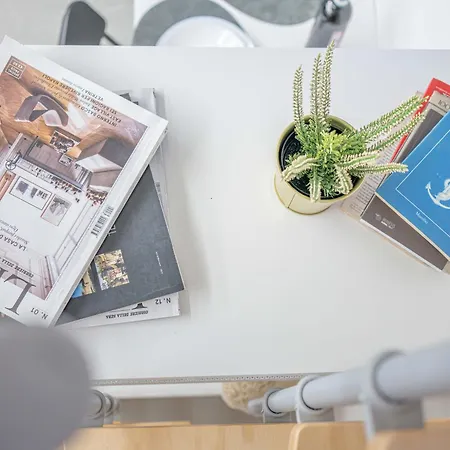 Metro Yellow * Milán