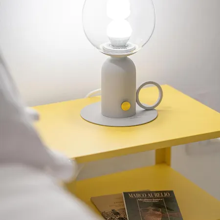 Metro Yellow شقة *